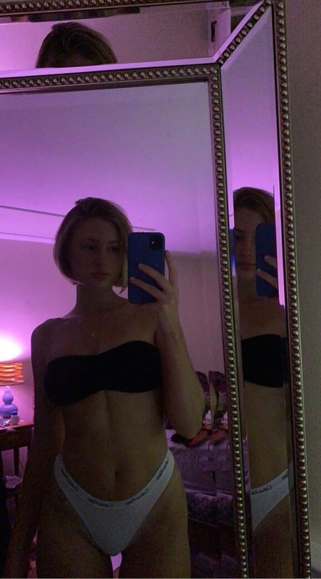 Snowbunski exclusive pornstar photos