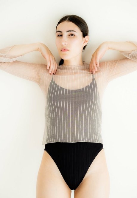 Viika sexy model pic