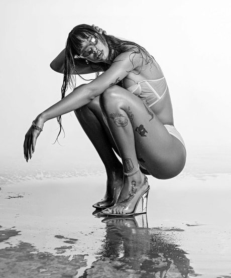 uriasss model sex image