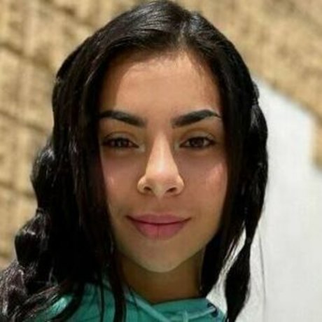 Paola Ariza art actress pictures