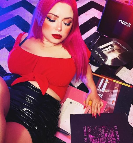 Anna Manna model sexy galleries