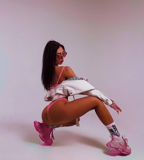 Yakusheva Yana perfect star pics