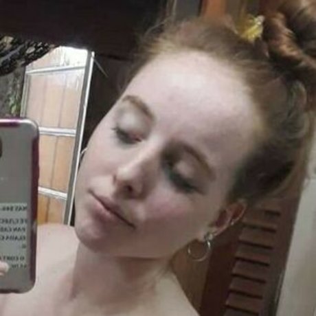 Flor Lisomini exclusive pornstar archive