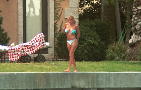 Anna Kournikova model exclusive images