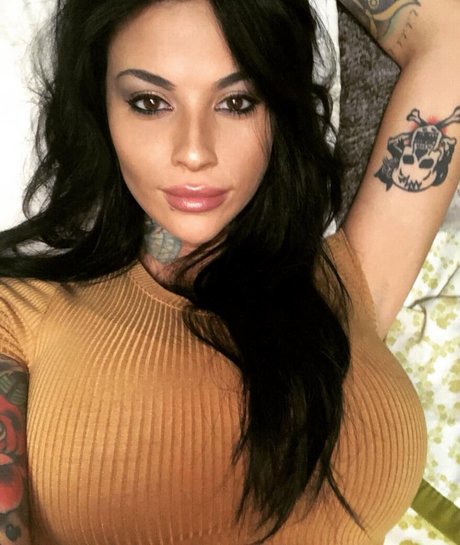 Zahrainchains Profile pic