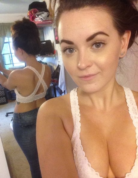 Karby Karbut perfect pornstar img