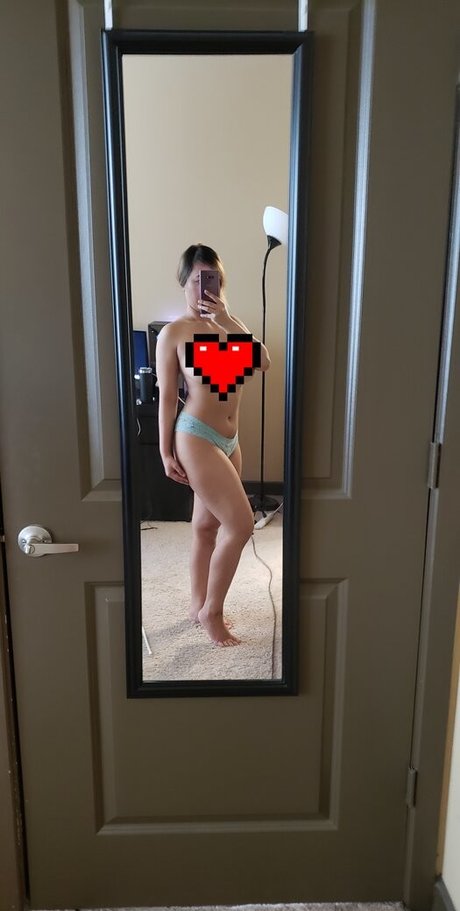 xxssica model pornographic pics