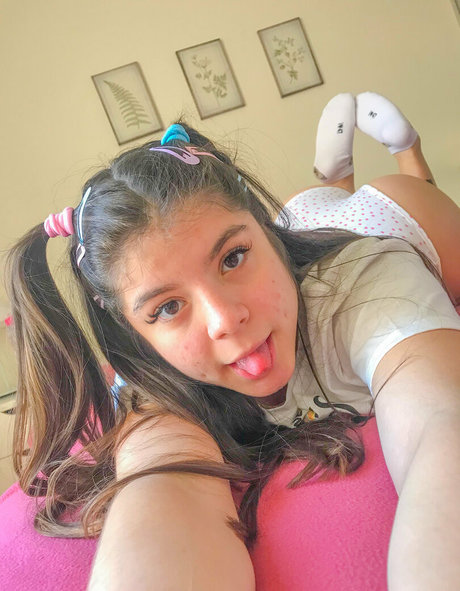 Arilol pretty model images