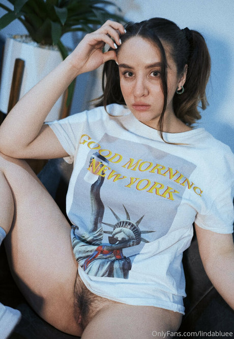 lindabluee sex model images
