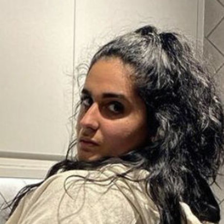 Mel Farahmand pretty actress galleries