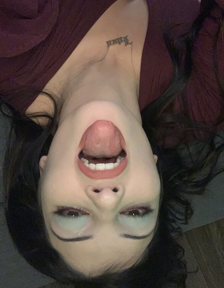 Raven Orion erotic model image