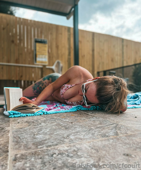 cfcourt hot model galleries