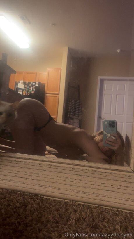 Lazyydaisy69 porn actress pics