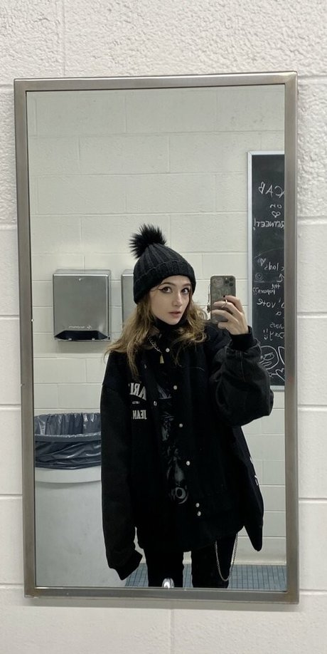 Prettyhostage pornstar exclusive gallery