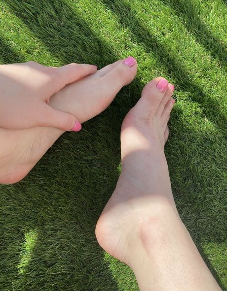 Eliza eves model best photo