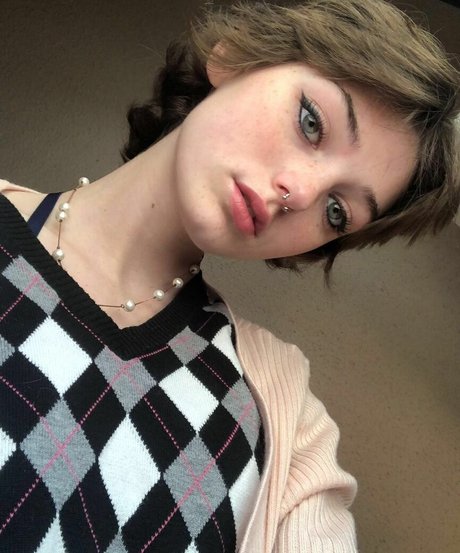 shrooms q sex actress image