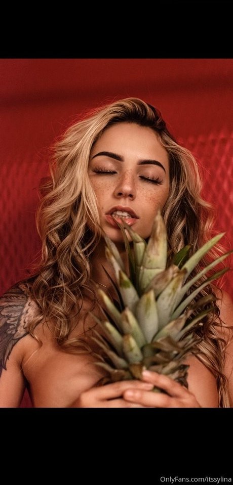 Sylina Ruiz model porn images