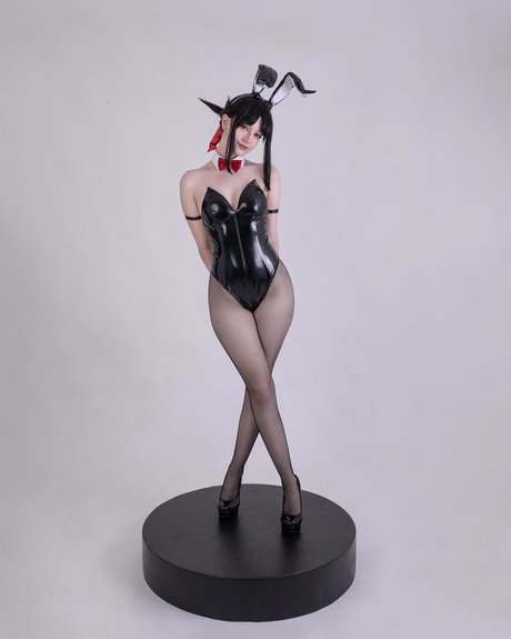 Moondays hot pornstar img