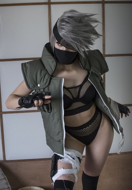 Nadyasonika adult model image