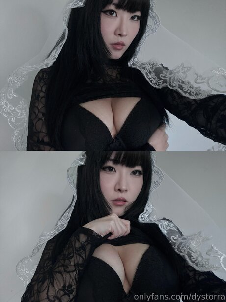 Dystorra model nudes picture