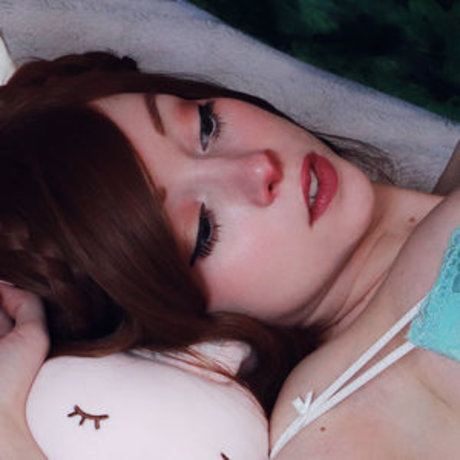 xAreios pornstar erotic photo