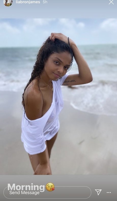 Alteregojade porn model image