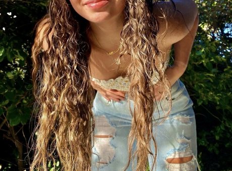 Aspen Avery star free image