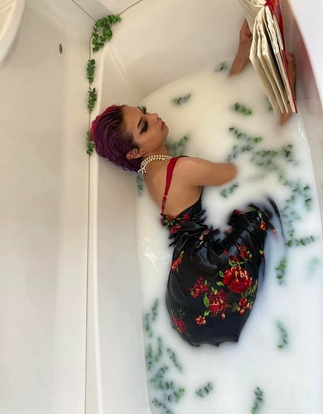 Nymphfairy2002 hot model gallery