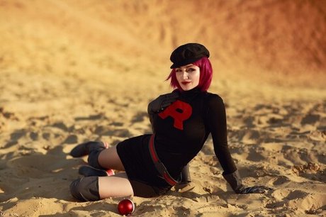 Shproton nude actress pics