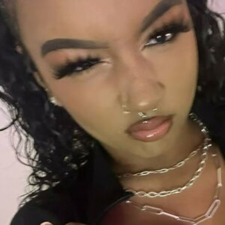 Amaraababyy nice model pic