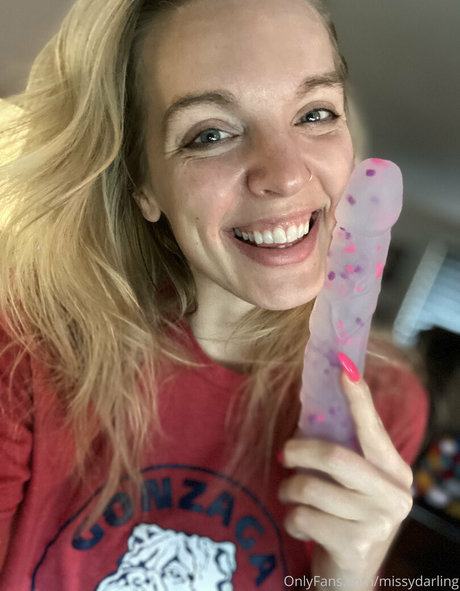 Missy Darling beautiful actress pic