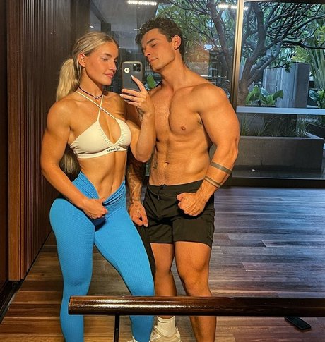 Emma Hartley pornstar nude photo