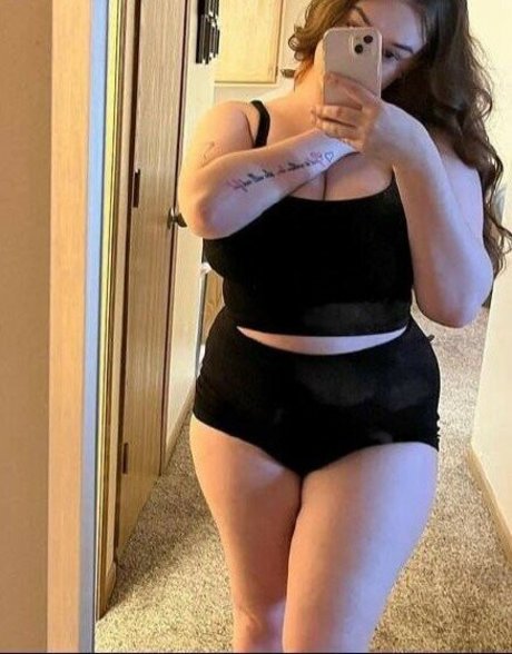 midori meeks model pretty picture