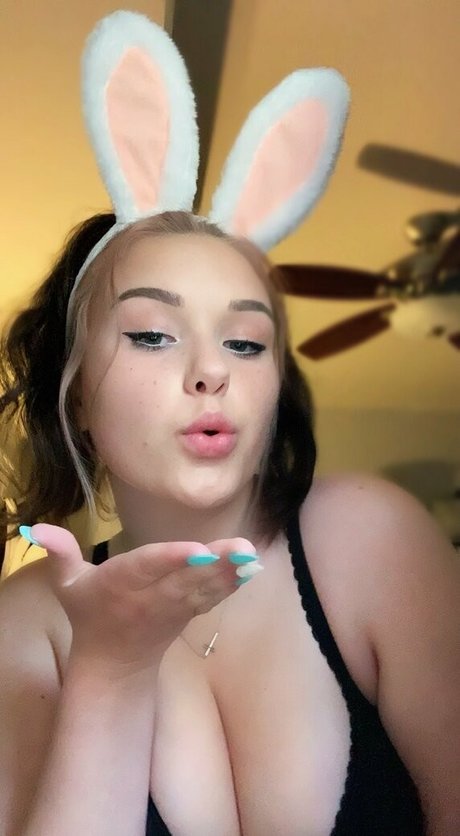 rosikarterkiss adult star pictures