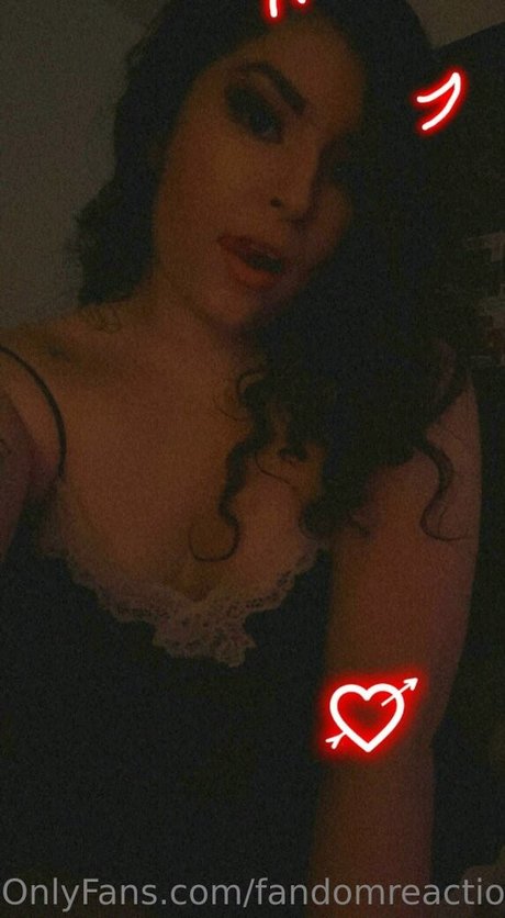 FandomReactions top pornstar galleries