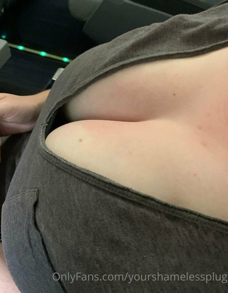 YourShamelessPlug star hot archive