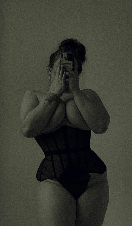 dasha rodkevych star nudes img