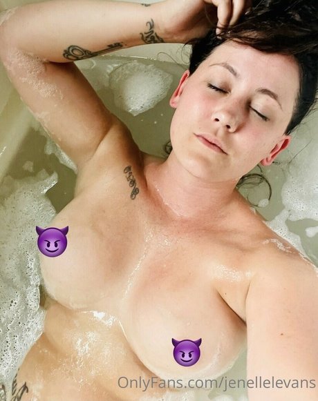 Janelle Evans pornstar art pictures