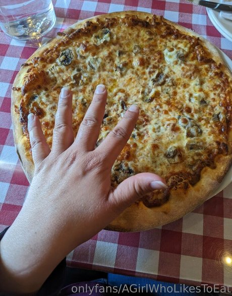 asian feet onlyfans hot sexy photo