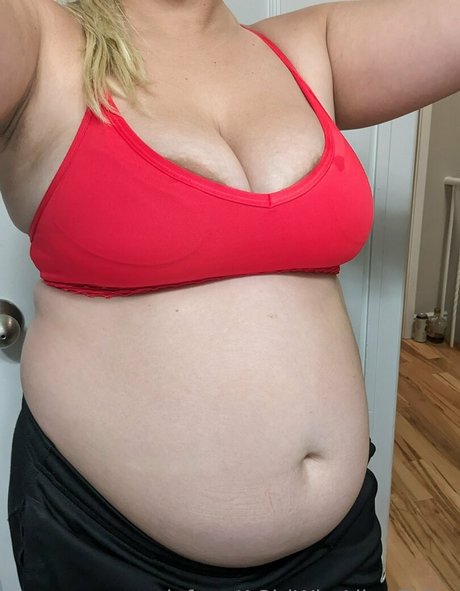 Agirlwholikestoeat hot pornstar pics