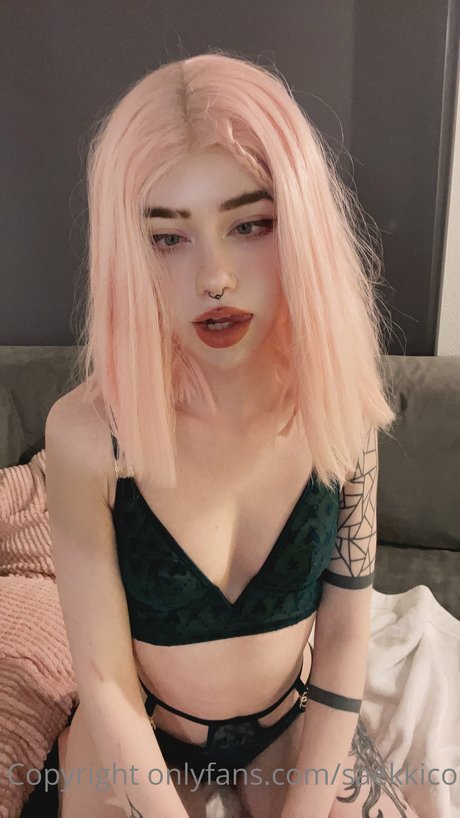 saekkico sexy pornstar gallery