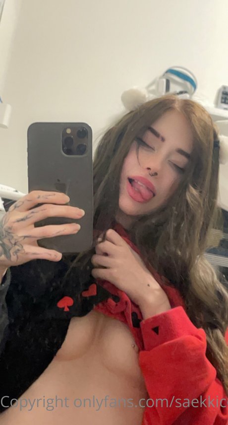 saekkico xxx model gallery