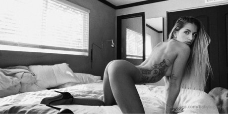 Baby Logan Jay star top images