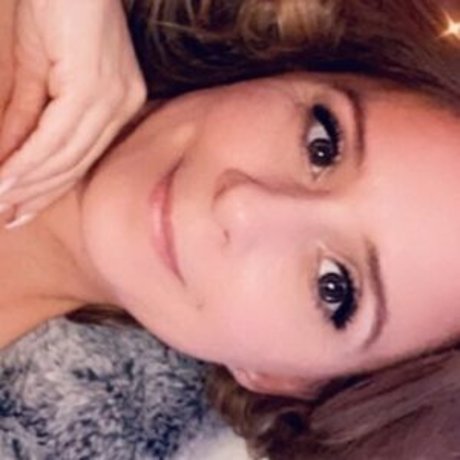 Sweettonii beautiful model img