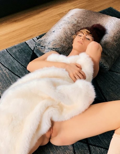 Elizabeth Duffy pornstar beautiful archive