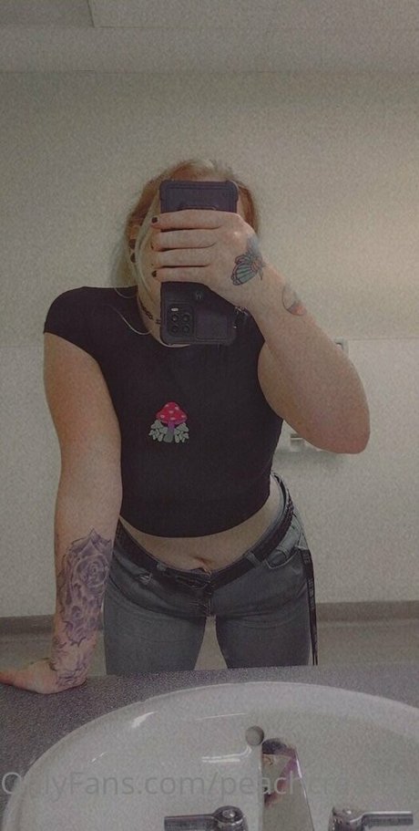 peachcreampii model erotic image