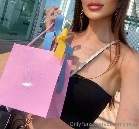 dommy nika top pornstar image