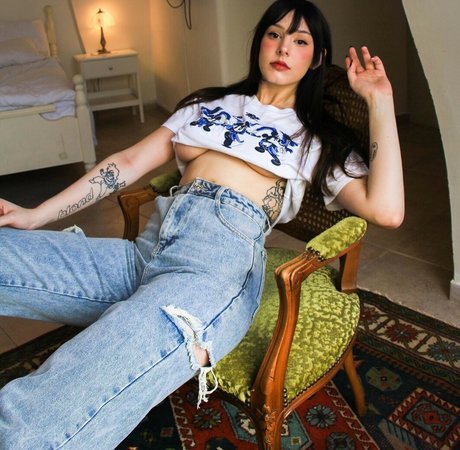 Yumii17 pornstar art pictures