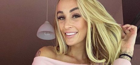 Daisy Lee porn actress gallery