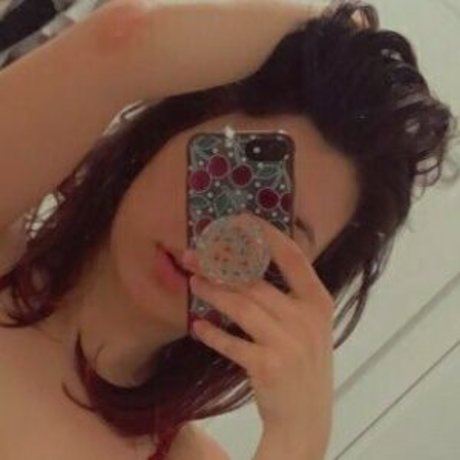 thatserinsworld model pornographic photo